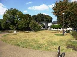 近くの桜木ふれあい緑地まで331m(徒歩5分)