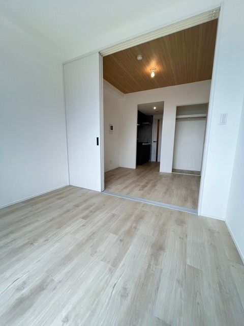 ベッドルーム