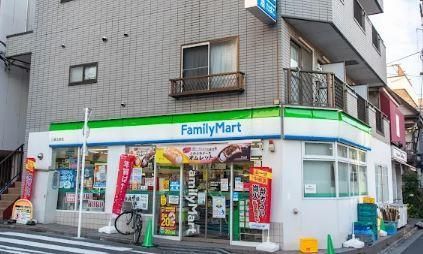 近くのファミリーマート 江東北砂店まで352m(徒歩5分)