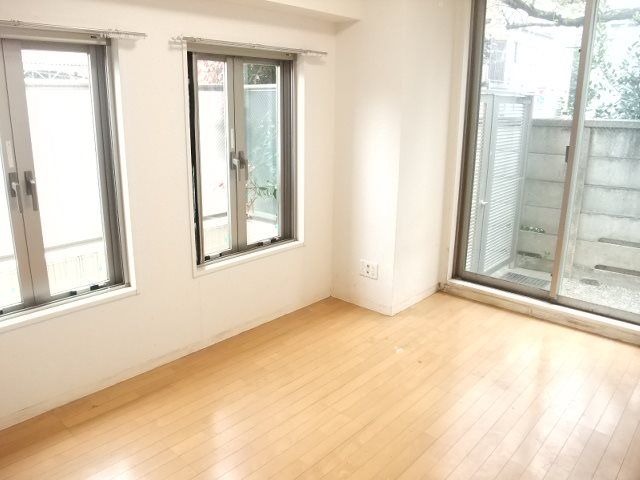 ベッドルーム