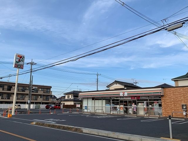 近くのセブンイレブンまで600m(徒歩8分)