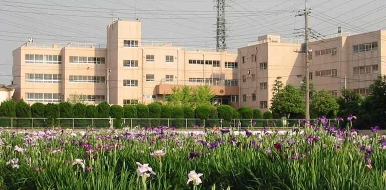 近くの越谷市立宮本小学校まで197m(徒歩3分)
