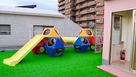 近くのみゆさと保育園まで264m(徒歩4分)