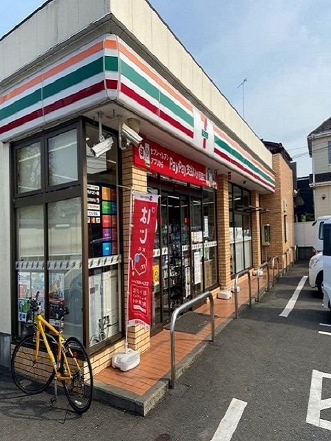 近くのセブンイレブンあきる野二宮店まで450m(徒歩6分)
