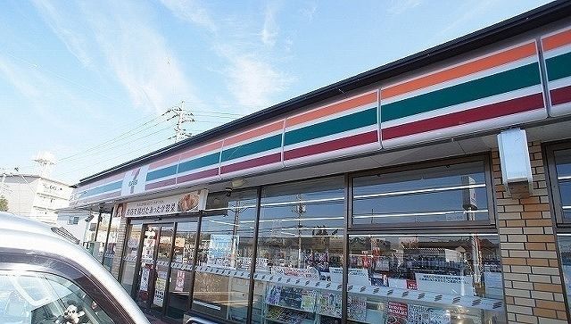 近くのセブンイレブン 狭山笹井1丁目まで230m（徒歩3分）