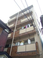 メゾンドール新宿の外観画像