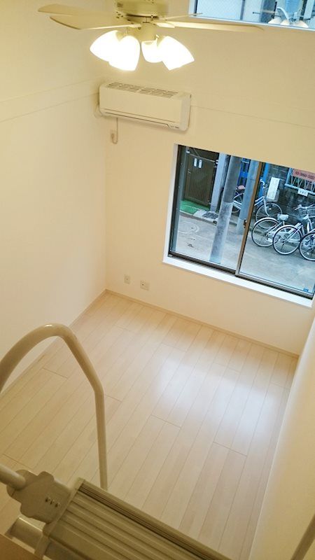 ベッドルーム