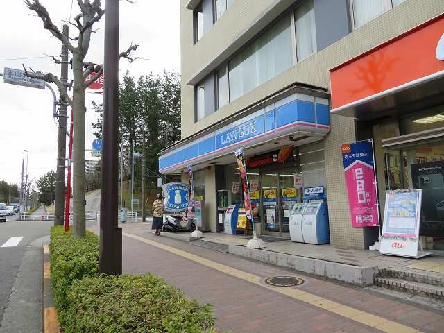 近くのローソンまで1,800m（徒歩23分）