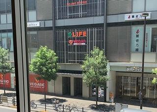 近くのライフ 京急蒲田駅前店まで416m(徒歩6分)