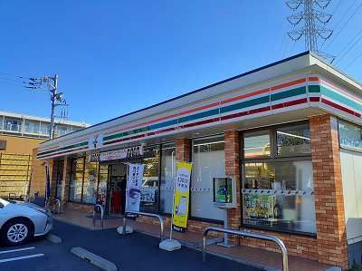 近くのセブンイレブンまで450m(徒歩6分)