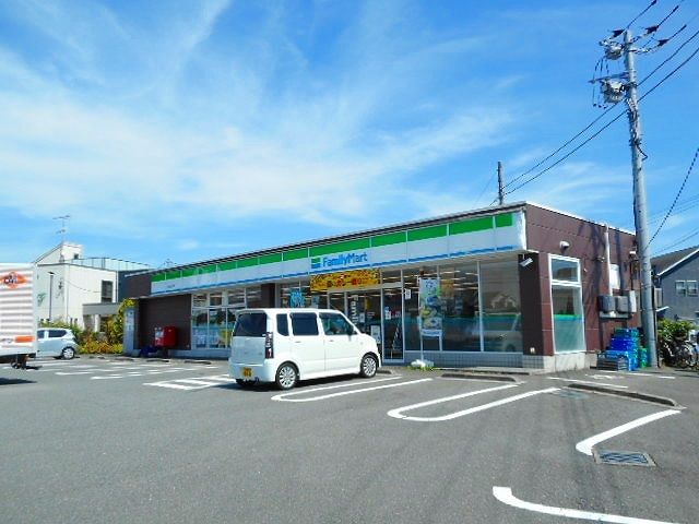 近くのファミリーマート田名堀之内店まで500m(徒歩7分)