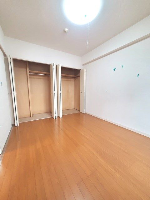 ベッドルーム