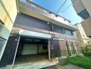 本木1丁目ガレージ付き戸建の外観