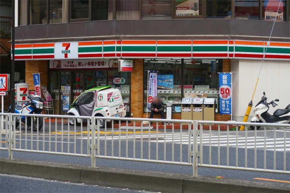 近くのセブンイレブン 中小岩店まで378m(徒歩5分)