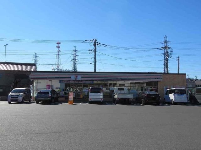 近くのセブンイレブン石川中入口店まで1,200m（徒歩15分）