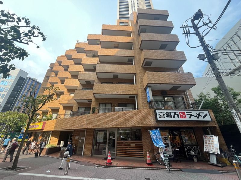 近くの喜多方ラーメン坂内大森東口店まで1m(徒歩1分)