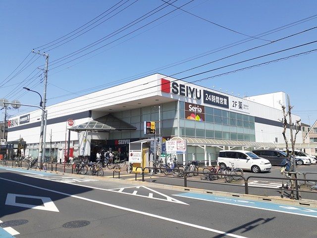 近くの西友 加賀鹿浜店まで553m(徒歩7分)