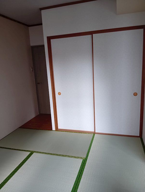 ベッドルーム