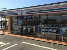 近くのセブンイレブン羽生中央3丁目店まで620m（徒歩8分）
