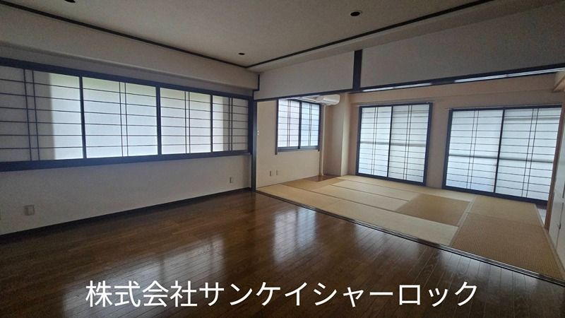 ベッドルーム