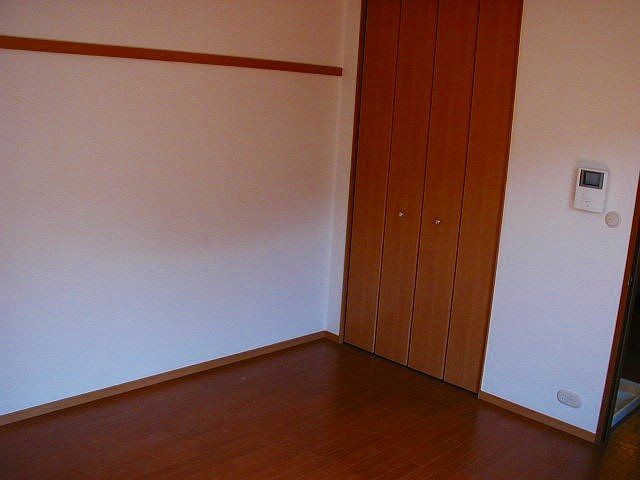 ベッドルーム