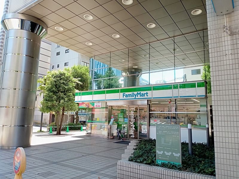 近くのファミリーマート芝二丁目店まで396m(徒歩5分)