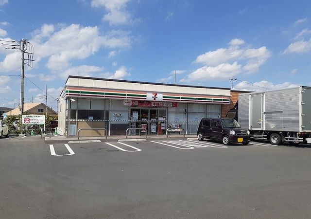 近くのセブン　埼玉スタジアム北店まで220m（徒歩3分）