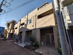 ゼルコバ・グローブの外観画像