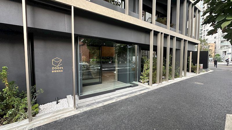 エントランス