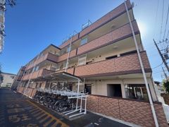 ピナイサーラ東大和の外観画像