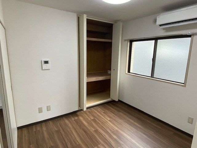 ベッドルーム