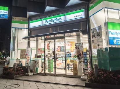 近くのファミリーマート 台東鳥越店まで272m(徒歩4分)