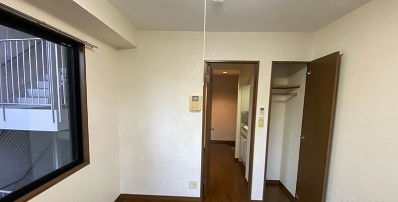 ベッドルーム
