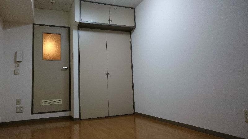 ベッドルーム