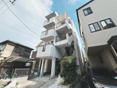 ブライトネスの外観画像
