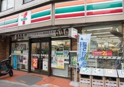近くのセブンイレブン 南千住7丁目店まで447m(徒歩6分)
