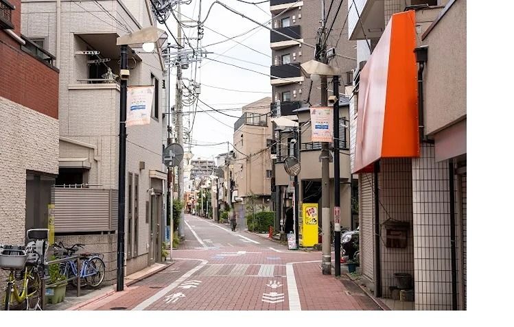 近くの日の出銀座商店街まで324m(徒歩5分)