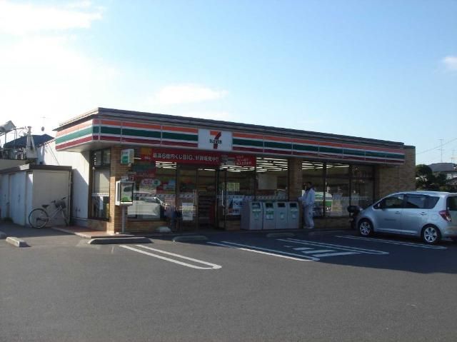 近くのセブンイレブン蓮田黒浜店まで831m(徒歩11分)