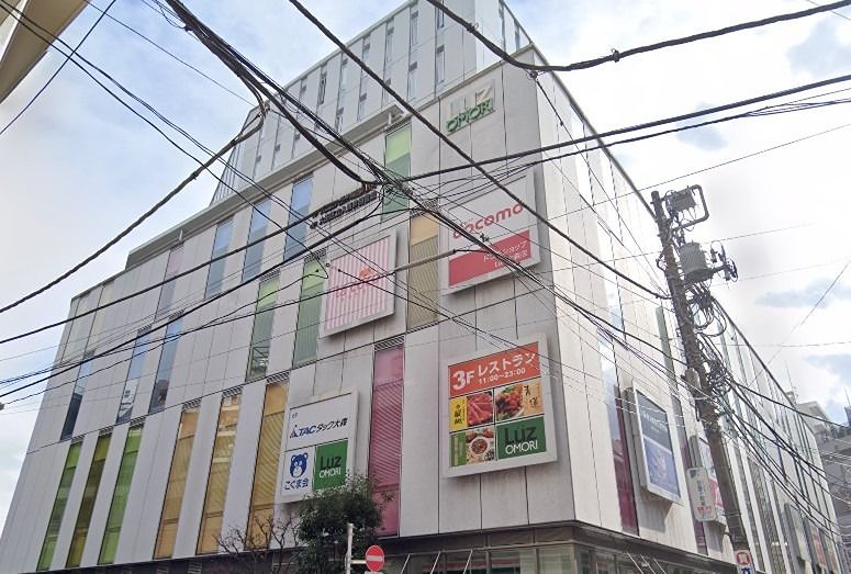 近くの大田区立入新井図書館（大森）まで1,751m（徒歩22分）
