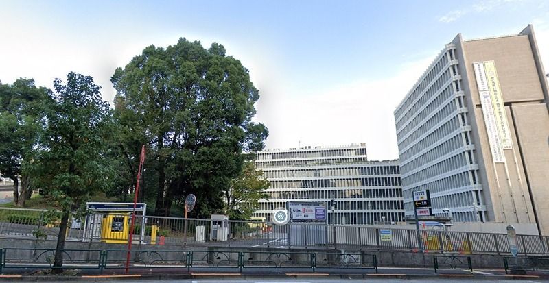近くの目黒区役所（祐天寺）まで1,329m（徒歩17分）