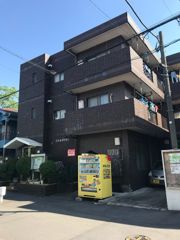 コスモポリタンの外観画像