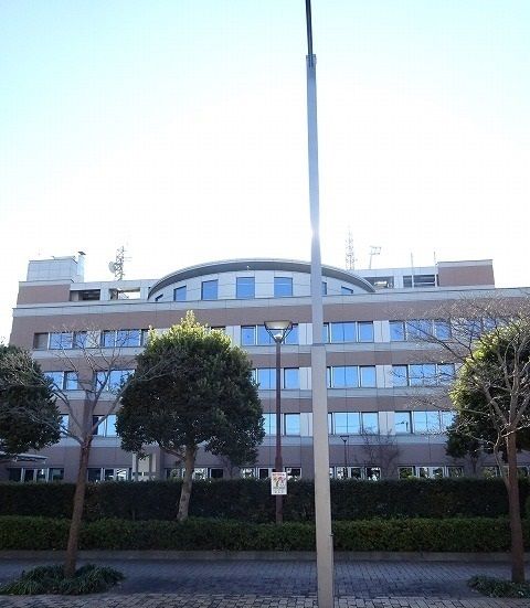 近くの昭島市役所まで750m(徒歩10分)