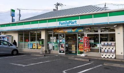 近くのファミリーマート 春江町四丁目店まで547m(徒歩7分)