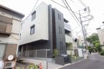 クオリスタの外観