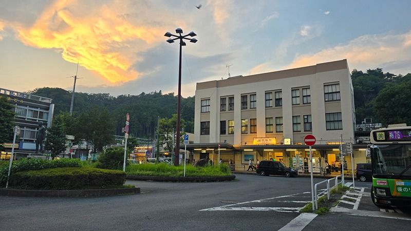 近くの青梅線　青梅駅まで17m（徒歩1分）