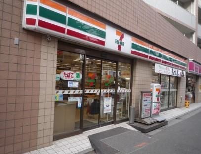 近くのセブンイレブン 練馬中村北3丁目店まで308m（徒歩4分）