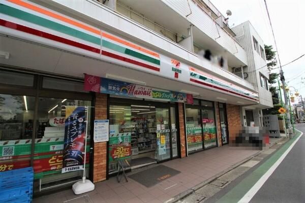 近くのセブンイレブン 油面店まで261m（徒歩4分）