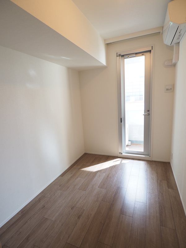 ベッドルーム