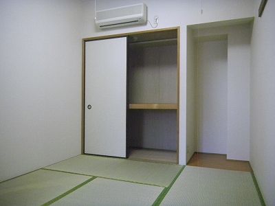 ベッドルーム