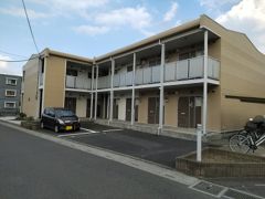 レオパレスチェリーコーポの外観画像